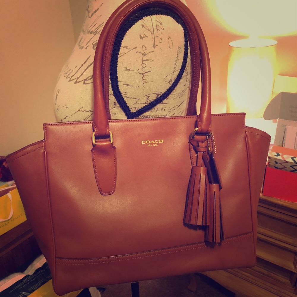 Gorgeous Brown Leather Coach Purse